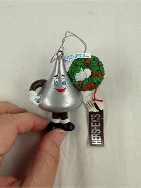 Vintage 2000 Limited Edition Hershey's Silver Kiss Ornament with Green Wreath